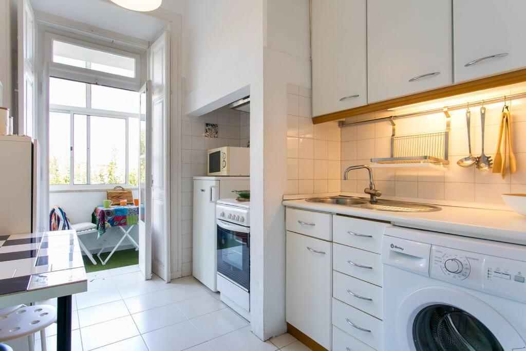 Principe Real Orange Tree W/ View 3 Bedrooms Flat! Lisboa Eksteriør billede